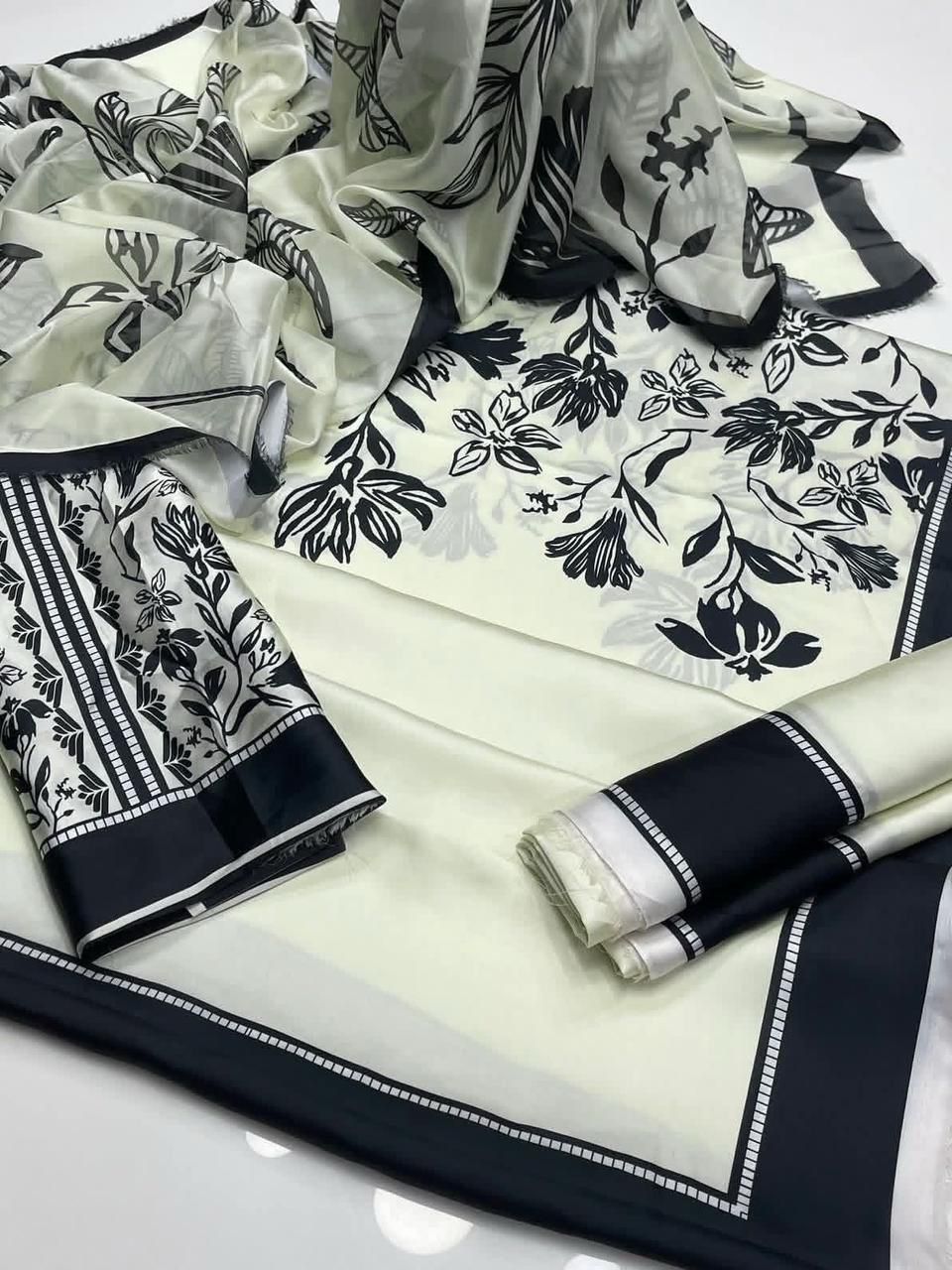 3pc &nbsp;Shamooz Silk Fabric